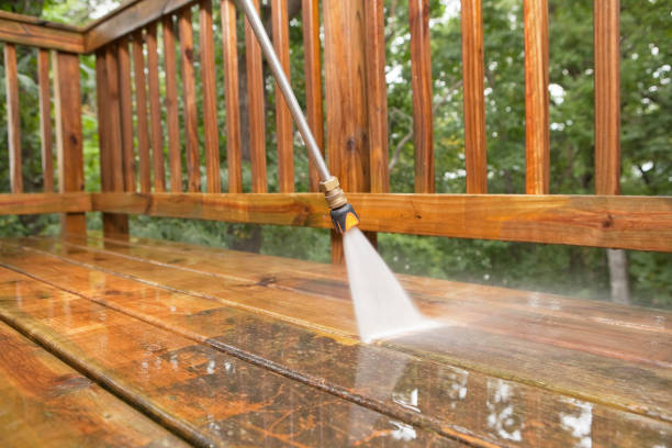 Best Deck Cleaning Services  in West Mifflin, PA